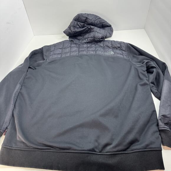 The North Face Gray Performance Jacket - Picture 12 of 13